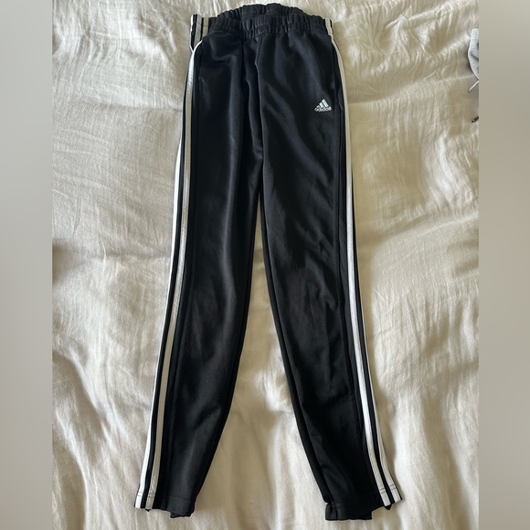 Adidas sweatpants - Picture 2 of 4